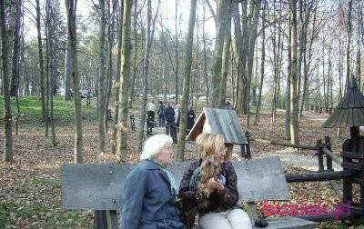 MELANIA, Female, 49, , Photo: 4