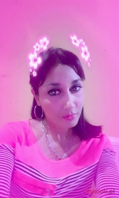 Agata Sarah, Kobieta, 49, Lake Geneva, USA, Zdjęcie: 2