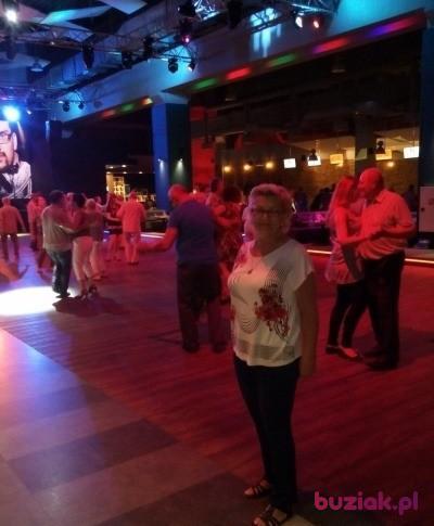 iwonna, Kobieta, 71, Warszawa, Polska, Zdjęcie: 2