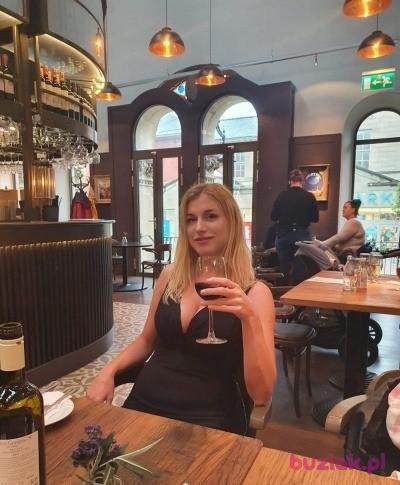 Patrycja , Kobieta, 38, Preston, Wielka Brytania, Zdjęcie: 2