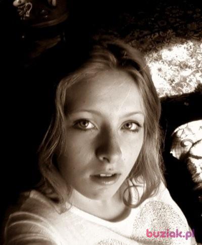 Wiktoria, Kobieta, 28, Radomsko, Polska, Zdjęcie: 1