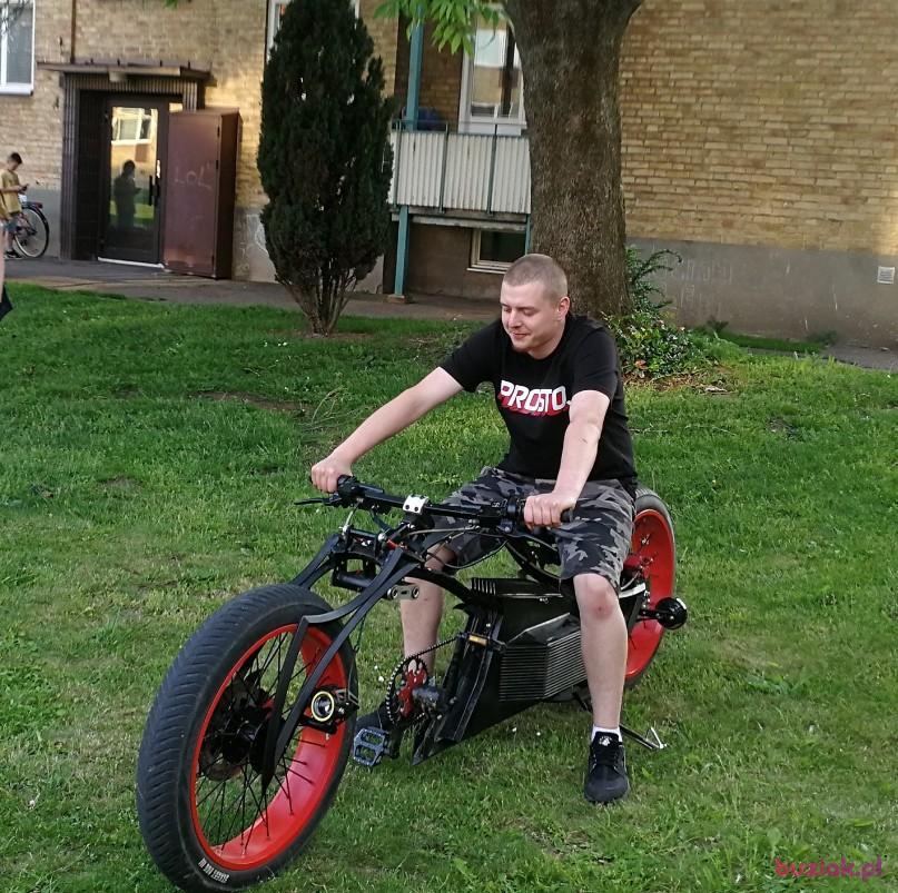 Kuba, Mężczyzna, 31, Piotrków Trybunalski, Polska, Zdjęcie: 2