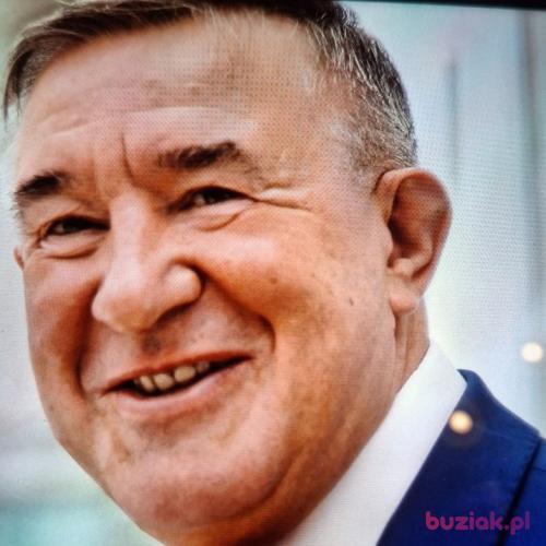 Encino, Mężczyzna, 66 lat, Glasgow