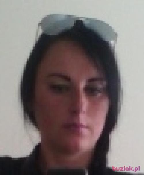 Madziaradt, Female, 43 years, York