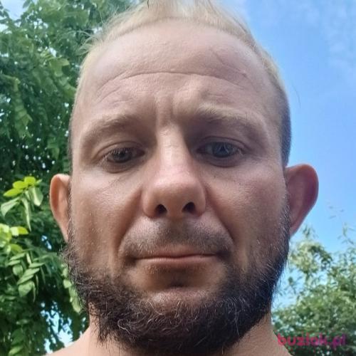 tedi-12, Male, 25 years, Oss