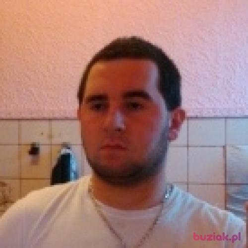 Maksiu22, Mężczyzna, 30 lat, Konin
