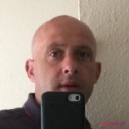 Adamd79, Mężczyzna, 47 lat, Bedfordshire