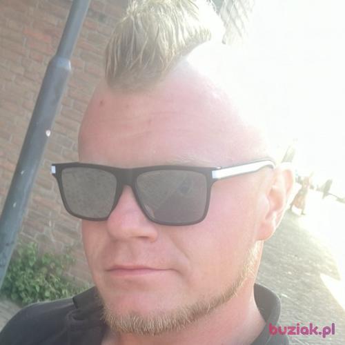 iroke, Male, 28 years, Breda