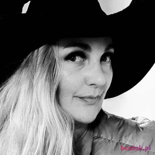 Monz, Female, 43 years, Tees Grove