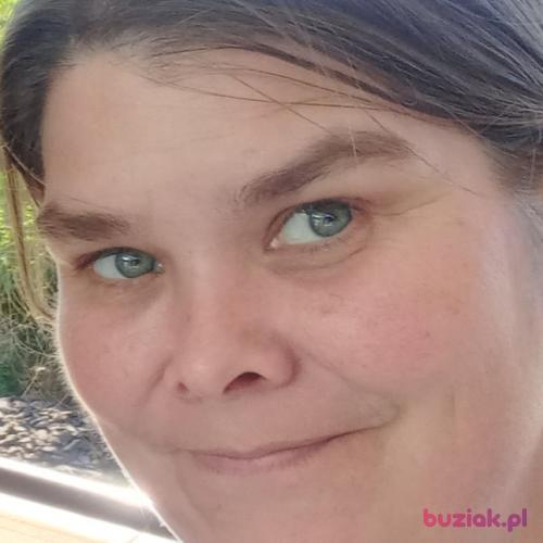 Aknetna, Female, 47 years, Manchester