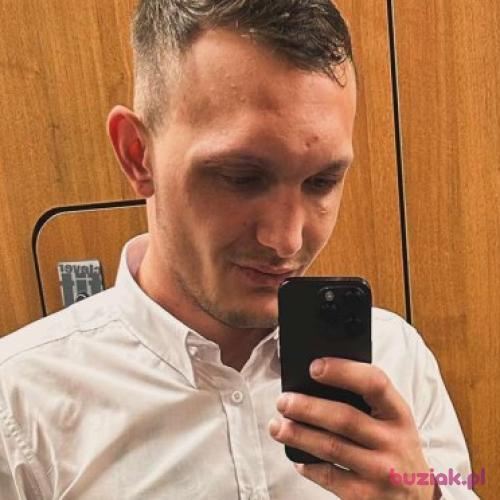 patrees, Male, 27 years, Arcen